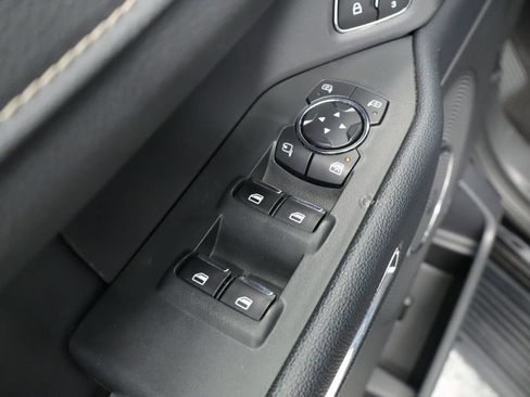 Used 2024 Ford Expedition XLT AWD/4WD image 31
