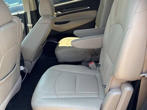 Used 2021 Buick Enclave Essence w/ Sound and Sites Package AWD/4WD image 6