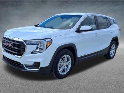 Used 2023 GMC Terrain SLE FWD image 3