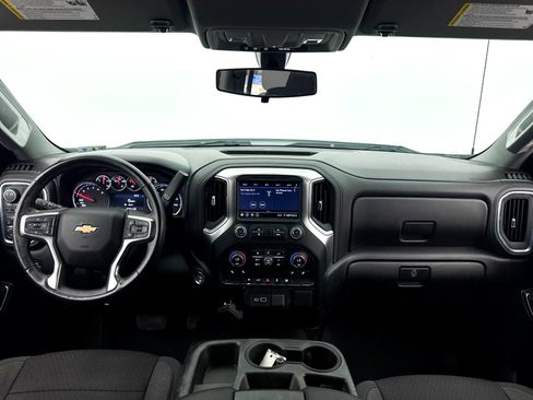 Used 2021 Chevrolet Silverado 1500 LT AWD/4WD image 19