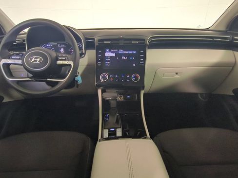 Used 2024 Hyundai Tucson SE FWD image 17