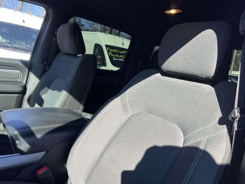 Used 2021 RAM 1500 Big Horn AWD/4WD image 17