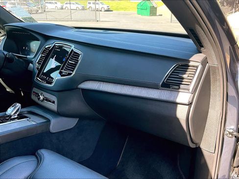 Used 2024 Volvo XC90 T8 Ultimate w/ Protection Package Premier image 19