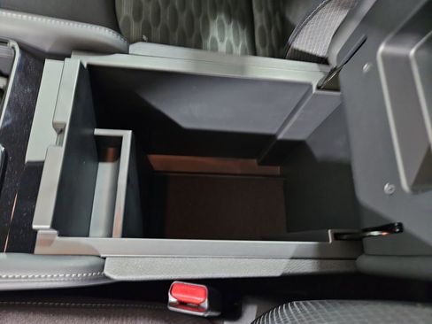 New 2026 Nissan Pathfinder SV image 24