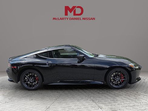 New 2024 Nissan Z Performance w/ Floor Mat Package image 6