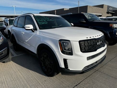 Certified 2022 Kia Telluride EX w/ EX Premium Package image 5