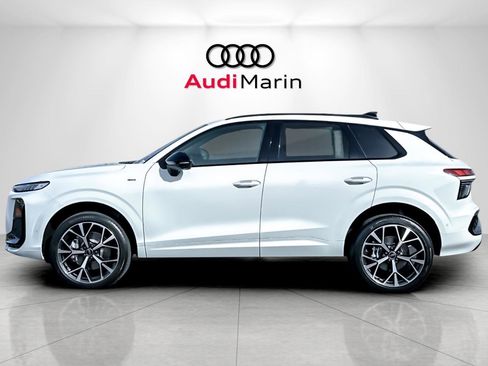 New 2026 Audi Q3 quattro 2.0T image 2