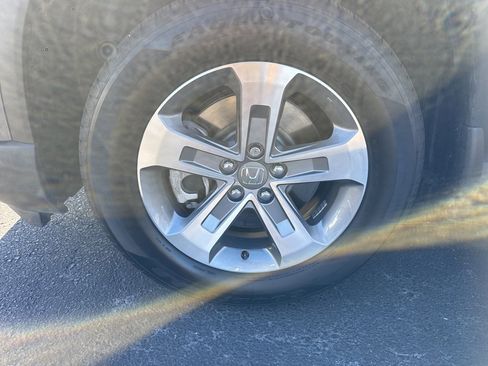 Certified 2025 Honda Pilot EX-L image 10