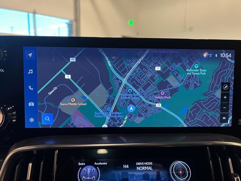 Used 2025 Lexus LX 700h Overtrail image 17