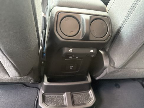 Certified 2024 Jeep Wrangler Unlimited Sahara AWD/4WD image 16