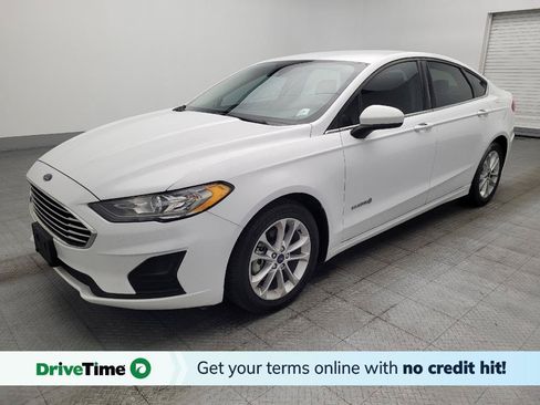 Used 2019 Ford Fusion SE FWD image 1