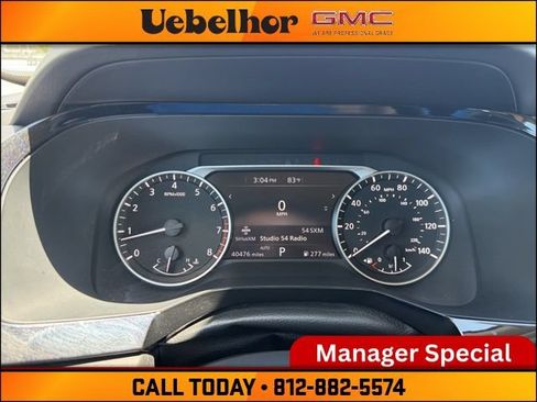 Used 2025 Nissan Pathfinder SV AWD/4WD image 31
