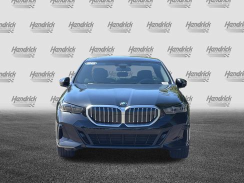 Used 2026 BMW 530i RWD image 10