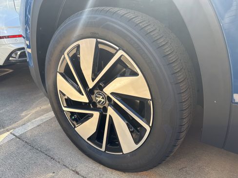 New 2026 Volkswagen Atlas SE image 27