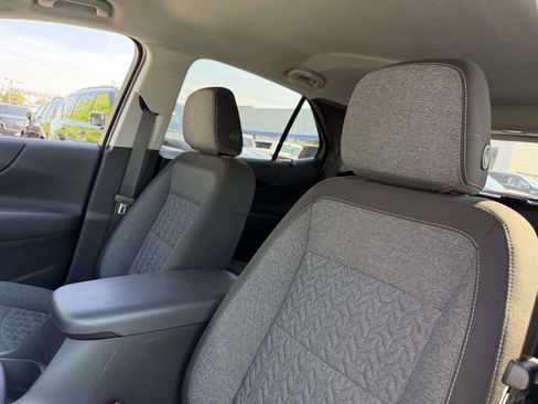 Used 2024 Chevrolet Equinox LT AWD/4WD image 12