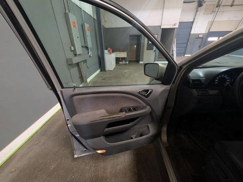 Used 2005 Honda Odyssey EX image 22