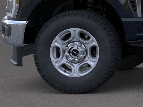 New 2026 Ford F250 XLT AWD/4WD image 19