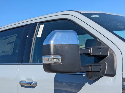 New 2026 Ford F250 King Ranch w/ Chrome Package AWD/4WD image 12