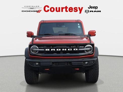 Used 2023 Ford Bronco Outer Banks w/ Sasquatch Package AWD/4WD image 8
