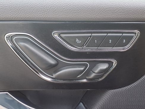 Certified 2020 Lincoln Corsair Reserve w/ Equipment Group 202A image 19