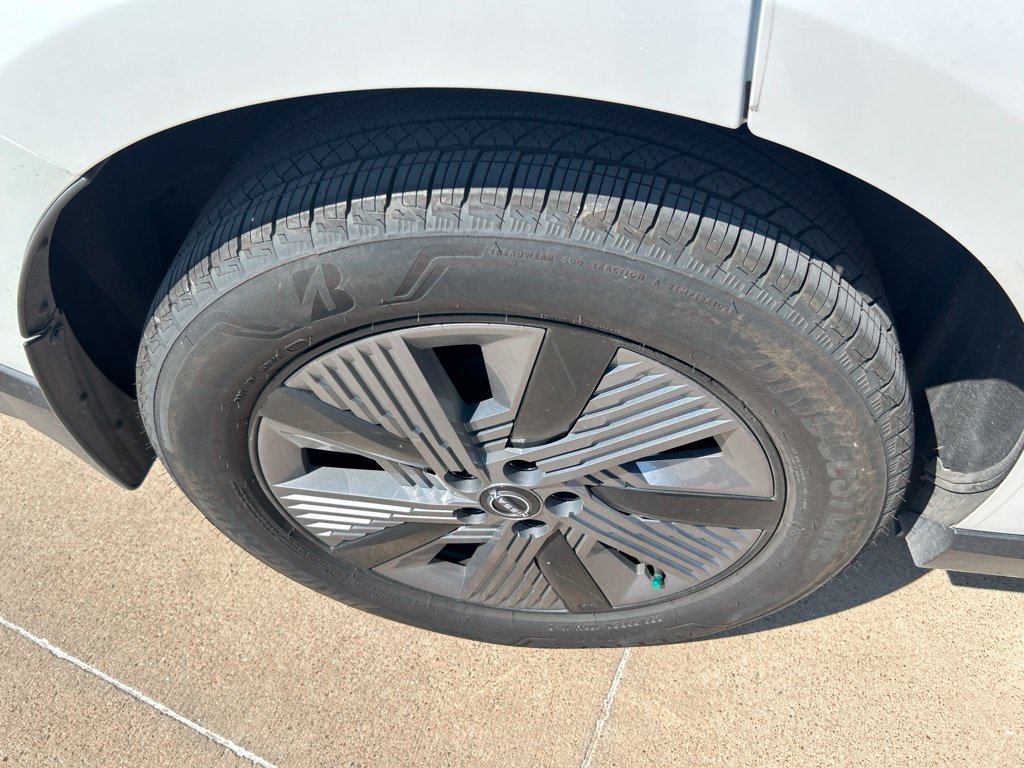 Certified 2025 Nissan Murano SL w/ Cargo Package AWD/4WD image 9