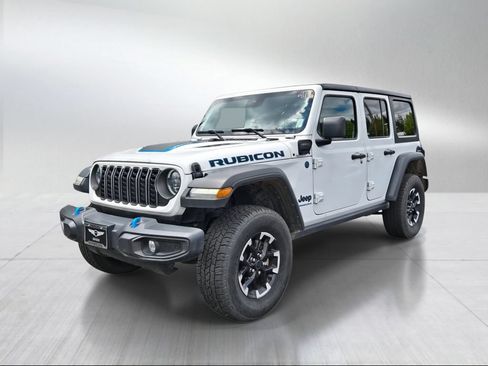 Used 2024 Jeep Wrangler Unlimited Rubicon 4xe AWD/4WD image 7
