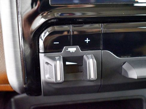 Used 2022 RAM 3500 Limited image 45