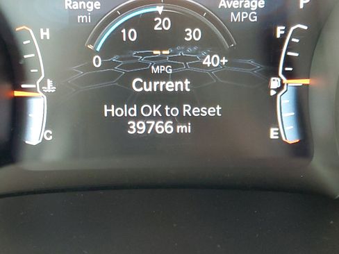 Used 2023 Jeep Compass Altitude image 23