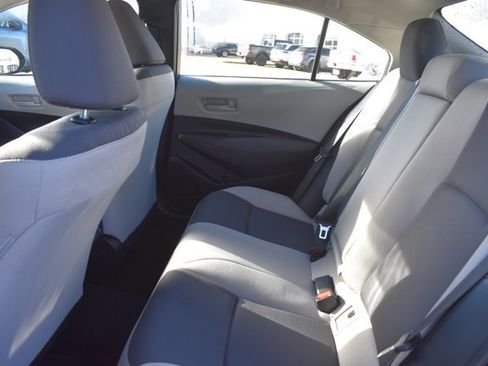 Used 2025 Toyota Corolla LE image 15