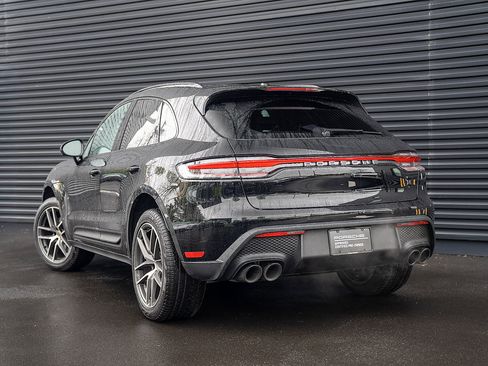 Certified 2026 Porsche Macan AWD/4WD image 3