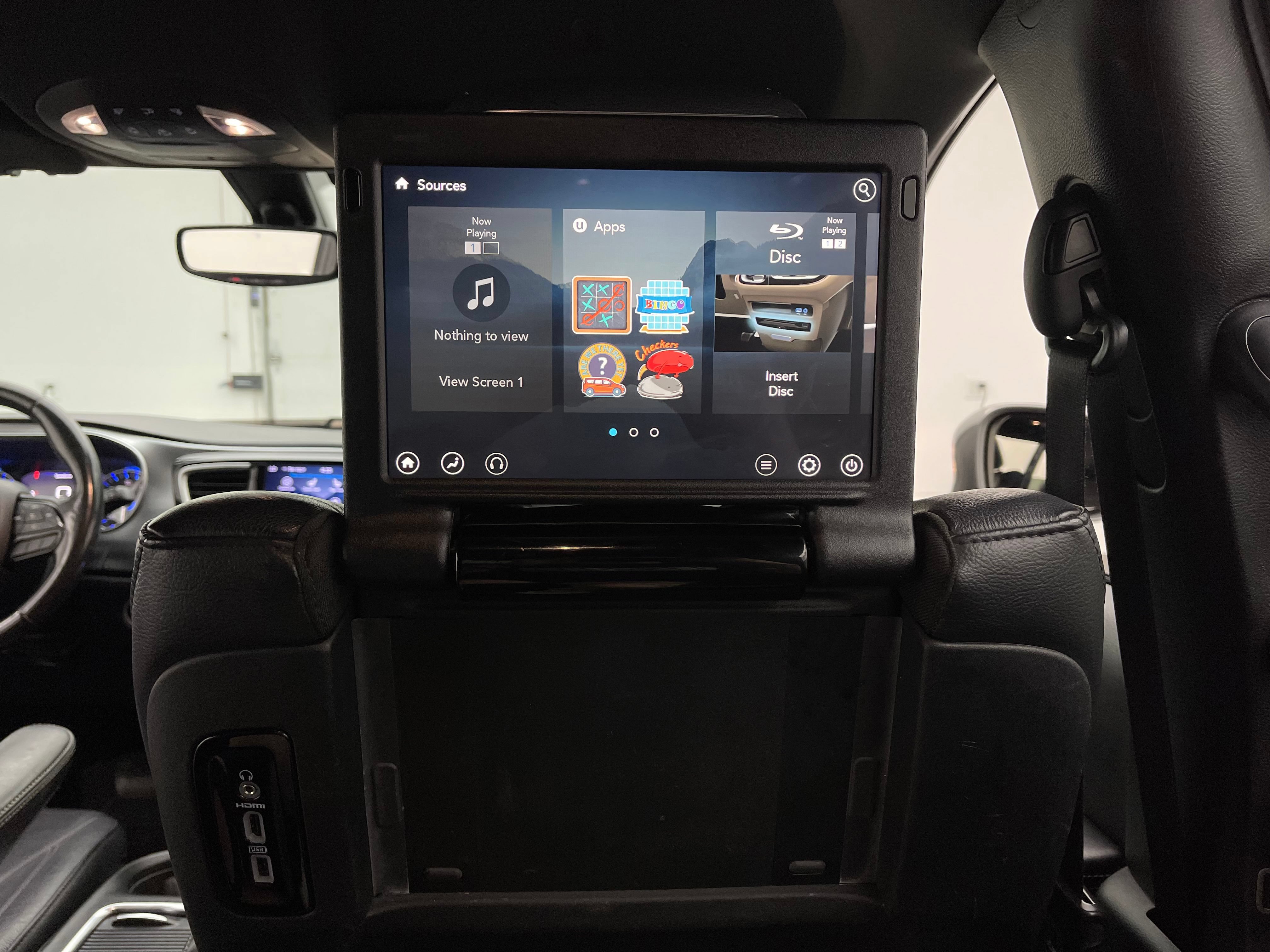 Used 2020 Chrysler Pacifica Touring-L Plus w/ S Appearance Package FWD image 39