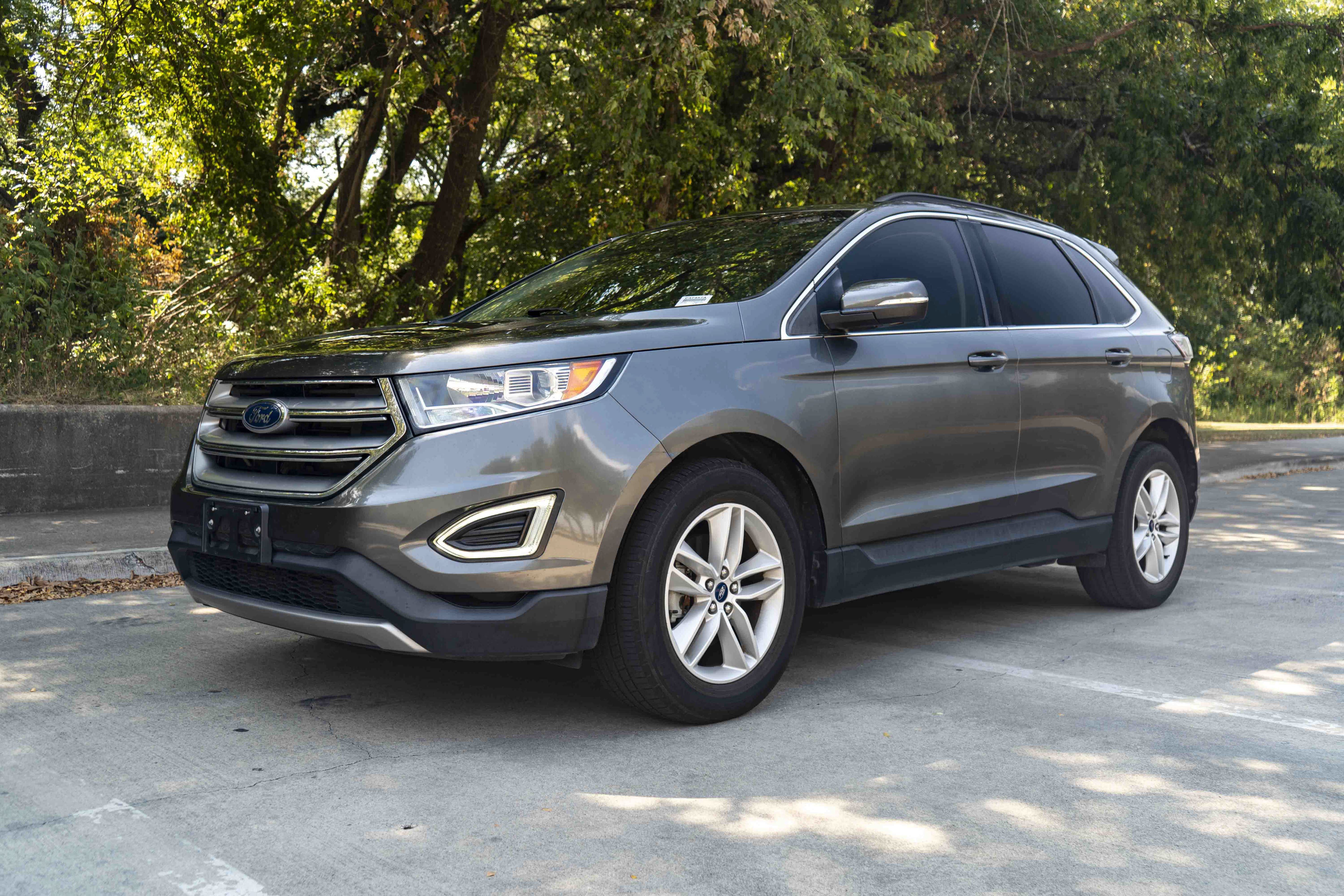 Used 2018 Ford Edge SEL FWD image 5