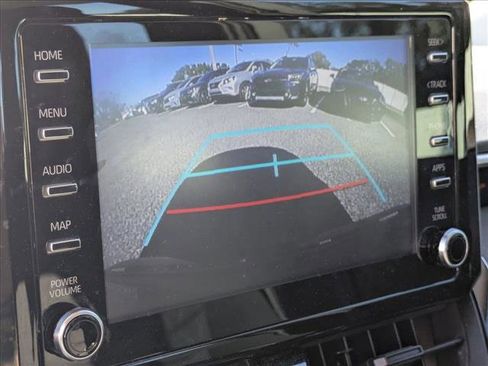 Used 2020 Toyota Corolla LE image 10