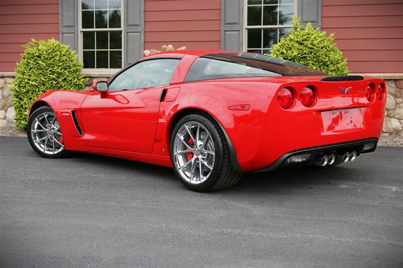 Used 2009 Chevrolet Corvette Z06 w/ Preferred Equipment Group RWD image 9