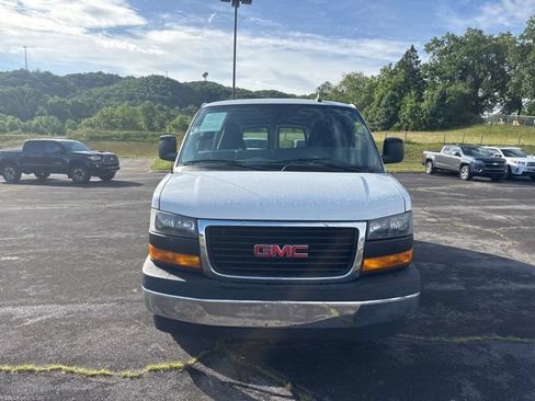 Used 2019 GMC Savana 2500 w/ Driver Convenience Package RWD image 3