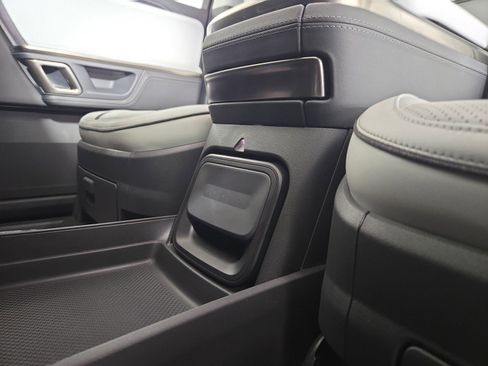 Used 2024 Rivian R1S Adventure AWD/4WD image 1