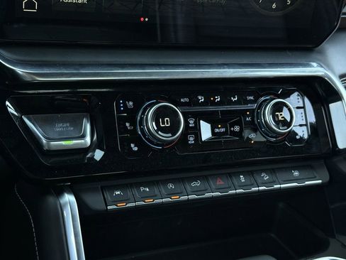 Used 2023 GMC Sierra 1500 Denali Ultimate image 20