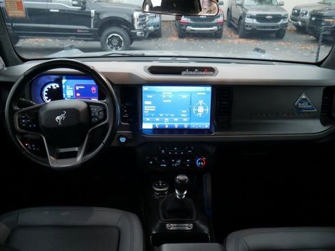 Used 2024 Ford Bronco Black Diamond image 4