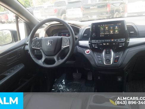 Used 2024 Honda Odyssey Sport image 22