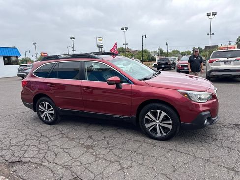 Used 2018 Subaru Outback 2.5i Limited AWD/4WD image 6