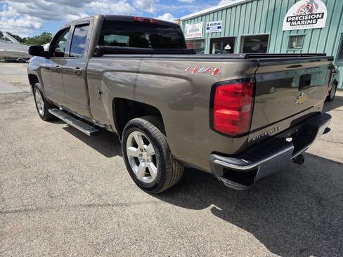 Used 2015 Chevrolet Silverado 1500 LT w/ LT Convenience Package AWD/4WD image 13