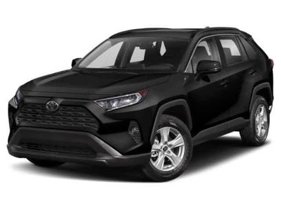 Used 2019 Toyota RAV4 XLE w/ Convenience Package