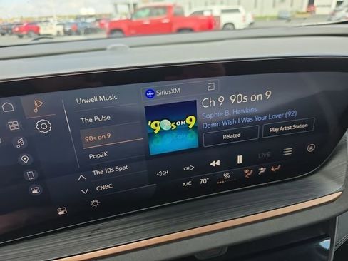 Used 2025 Buick Envision Sport Touring AWD/4WD image 28