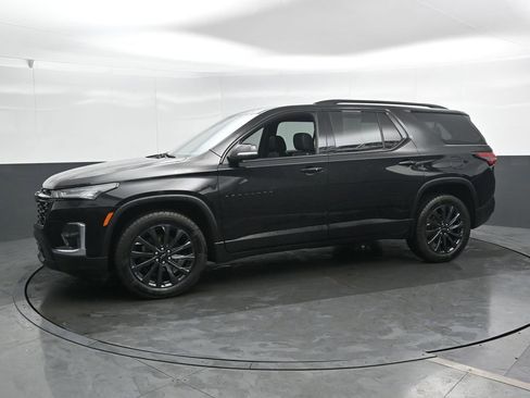 Used 2023 Chevrolet Traverse RS image 8