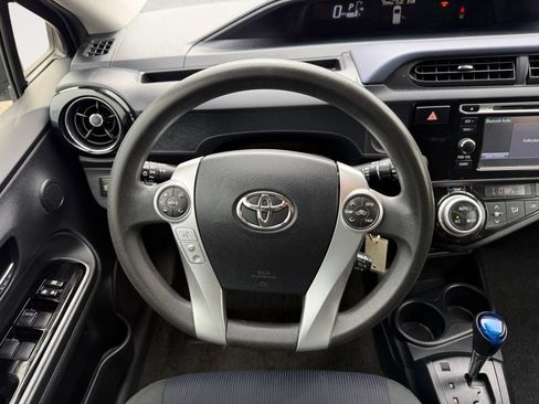 Used 2017 Toyota Prius C Two FWD image 12