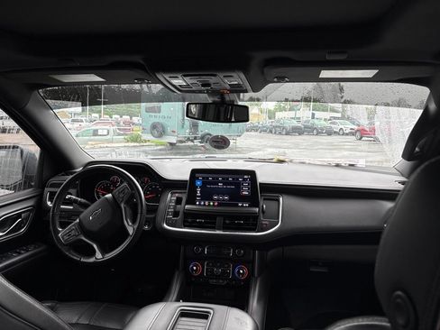 Used 2021 Chevrolet Tahoe RST w/ Luxury Package AWD/4WD image 10