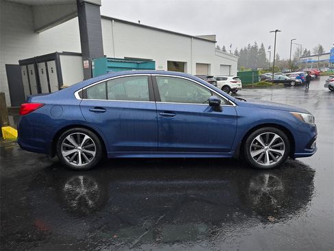 Used 2019 Subaru Legacy 2.5i Limited image 3