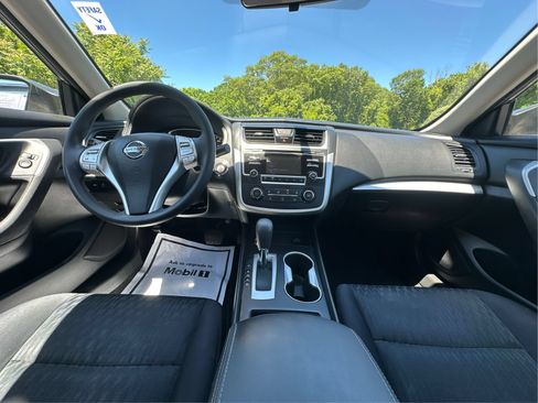 Used 2018 Nissan Altima 2.5 S FWD image 26
