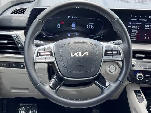 Used 2024 Kia Telluride S w/ S Sunroof Package FWD image 8