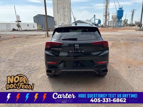Used 2025 Buick Encore GX Sport Touring FWD image 7